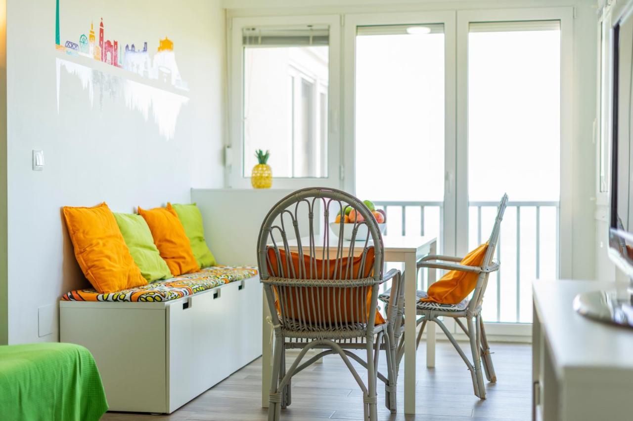 Wintowinrentals Sunny Side, Pool, Wifi & Sea View 贝纳哈拉菲 外观 照片