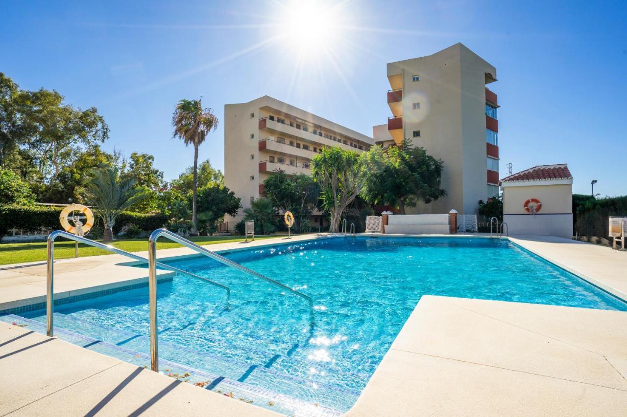 Wintowinrentals Sunny Side, Pool, Wifi & Sea View 贝纳哈拉菲 外观 照片
