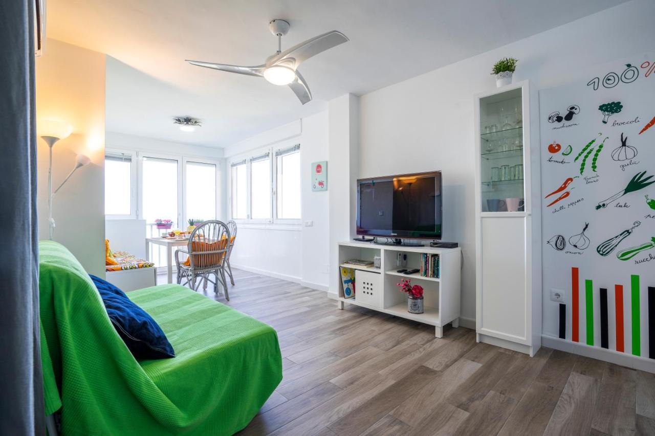 Wintowinrentals Sunny Side, Pool, Wifi & Sea View 贝纳哈拉菲 外观 照片